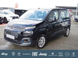 Lackierung schwarz perla nera/ Gebraucht 2023 Citroën e-Berlingo Feel Van / Kleinbus | 24.990 € (Superpreis)
