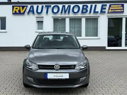Grau Gebraucht 2012 VW Polo Comfortline Limousine | 4.990 € (Fairer Preis)