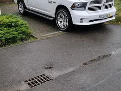 Weiß Gebraucht 2015 Dodge Ram Abholung | 35.000 €