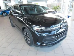 Schwarz Neu 2025 VW Tiguan SUV | 45.990 € (Teuer)