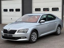 Silber Gebraucht 2016 Skoda Superb Active Limousine | 9.500 € (Fairer Preis)