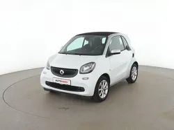 Weiß Gebraucht 2017 Smart ForTwo Coupé Basis Kleinwagen | 12.440 € (Fairer Preis)