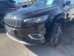 Diamond black crystal p/c Gebraucht 2020 Jeep Cherokee Overland SUV | 28.900 € (Teuer)