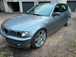 Grau Gebraucht 2005 BMW 325 Kombi | 7.115 €
