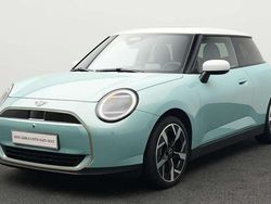 Grün Gebraucht 2024 Mini Cooper Favoured Kleinwagen | 29.646 € (Fairer Preis)