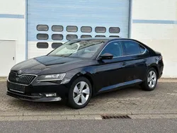 Schwarz Gebraucht 2018 Skoda Superb Limousine | 8.999 € (Fairer Preis)