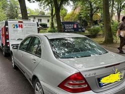 Gebraucht 2000 Mercedes C240 Elegance Limousine | 3.499 € (Etwas zu teuer)