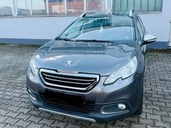 Grau Gebraucht 2016 Peugeot 2008 Allure SUV | 8.900 € (Fairer Preis)
