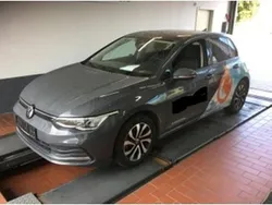 Grau Gebraucht 2022 VW Golf VIII Active Limousine | 23.908 € (Fairer Preis)
