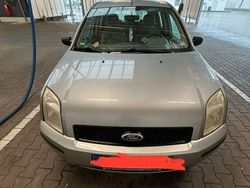 Silber Gebraucht 2005 Ford Fusion Limousine | 2.600 € (Fairer Preis)