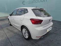 Weiß Gebraucht 2024 Seat Ibiza FR Limousine | 18.150 € (Fairer Preis)