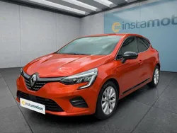 Orange Gebraucht 2021 Renault Clio V Kleinwagen | 15.499 € (Guter Preis)