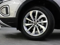 Silber Gebraucht 2022 VW T-Roc Cabriolet Style Cabrio | 29.890 € (Fairer Preis)