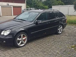 Schwarz Gebraucht 2004 Mercedes C230 Avantgarde Kombi | 1.250 € (Superpreis)