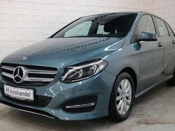 Blau Gebraucht 2015 Mercedes B180 Van / Kleinbus | 11.890 € (Guter Preis)