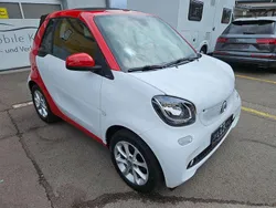 Weiß Gebraucht 2018 Smart ForTwo Cabrio Cabrio | 10.999 € (Superpreis)