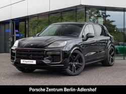 Schwarz Neu 2025 Porsche Cayenne Turbo E-Hybrid SUV | 213.690 € (Fairer Preis)