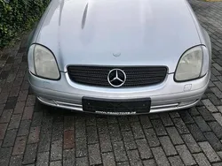 Silber Gebraucht 1997 Mercedes SLK230 Cabrio | 3.000 € (Guter Preis)