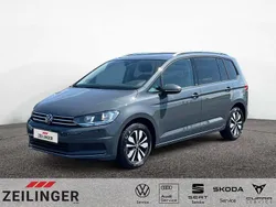 Grau Gebraucht 2024 VW Touran Move Van / Kleinbus | 31.594 € (Guter Preis)