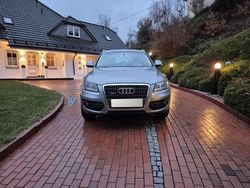 Grau Gebraucht 2012 Audi Q5 SUV | 8.900 € (Fairer Preis)