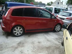 Rot Gebraucht 2006 Ford C-MAX Ghia Van / Kleinbus | 1.250 € (Superpreis)