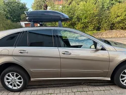Gold Gebraucht 2008 Mercedes R320 Van / Kleinbus | 7.800 € (Etwas zu teuer)
