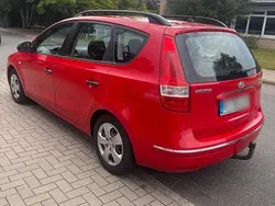 Rot Gebraucht 2009 Hyundai i30 Kombi | 3.500 € (Etwas zu teuer)