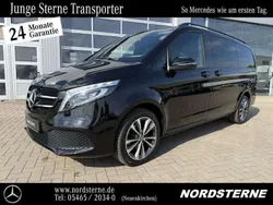 Obsidianschwarz Gebraucht 2022 Mercedes V220 Avantgarde Edition Van / Kleinbus | 53.888 € (Fairer Preis)