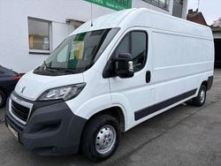 Weiß Gebraucht 2016 Peugeot Boxer Comfort Van | 13.790 € (Etwas zu teuer)