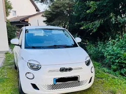 Weiß Gebraucht 2021 Fiat 500e Passion Kleinwagen | 14.550 € (Guter Preis)