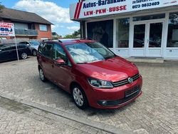 Rot Gebraucht 2015 VW Touran Comfortline Van / Kleinbus | 8.999 € (Guter Preis)