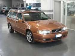 Orange Gebraucht 1998 Volvo V70 Kombi | 17.000 €