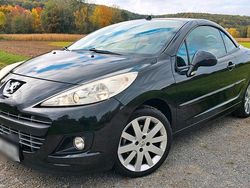 Schwarz Gebraucht 2011 Peugeot 207 CC Cabrio | 2.790 € (Fairer Preis)
