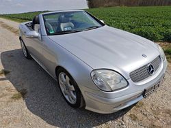 Silber Gebraucht 2000 Mercedes SLK320 Cabrio | 6.700 €
