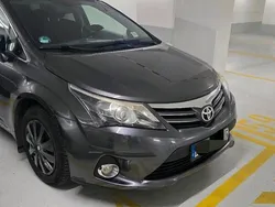 Grau Gebraucht 2012 Toyota Avensis T2 Kombi | 8.500 € (Teuer)