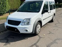 Weiß Gebraucht 2010 Ford Tourneo Van / Kleinbus | 3.250 €