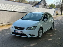 Weiß Gebraucht 2016 Seat Leon ST Style Kombi | 7.000 € (Fairer Preis)