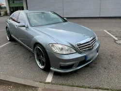 Silber Gebraucht 2005 Mercedes S500 Limousine | 12.500 €