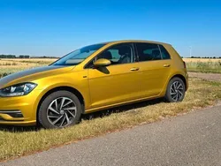 Gold Gebraucht 2018 VW Golf VII Join Limousine | 14.399 € (Guter Preis)