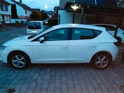 Weiß Gebraucht 2013 Seat Leon Style Limousine | 5.000 € (Fairer Preis)