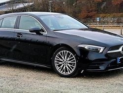 Schwarz Gebraucht 2019 Mercedes A200 AMG line Limousine | 19.980 € (Fairer Preis)