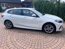 Weiß Gebraucht 2020 BMW 118 M Sport Kleinwagen | 19.500 € (Fairer Preis)
