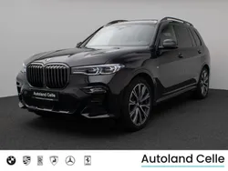 Saphirschwarz metallic475schwarz Gebraucht 2022 BMW X7 M Sport SUV | 72.999 € (Fairer Preis)