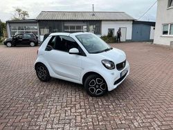 Weiß Gebraucht 2019 Smart ForTwo Cabrio Cabrio | 14.999 € (Fairer Preis)