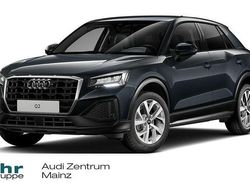 Manhattangrau metallic Neu 2025 Audi Q2 SUV | 34.480 € (Superpreis)