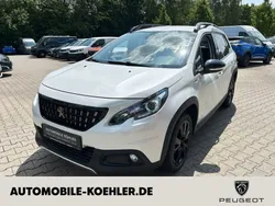 Weiß Gebraucht 2019 Peugeot 2008 Allure SUV | 15.980 € (Fairer Preis)
