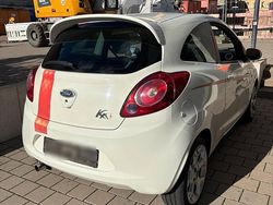 Weiß Gebraucht 2011 Ford Ka Kleinwagen | 2.000 € (Guter Preis)
