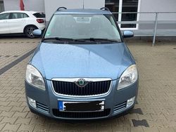 Blau Gebraucht 2009 Skoda Fabia Classic Kleinwagen | 3.250 € (Fairer Preis)