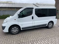 Weiß Gebraucht 2009 Opel Vivaro Van | 5.700 € (Fairer Preis)
