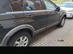 Schwarz Gebraucht 2009 Chevrolet Captiva SUV | 6.500 € (Teuer)